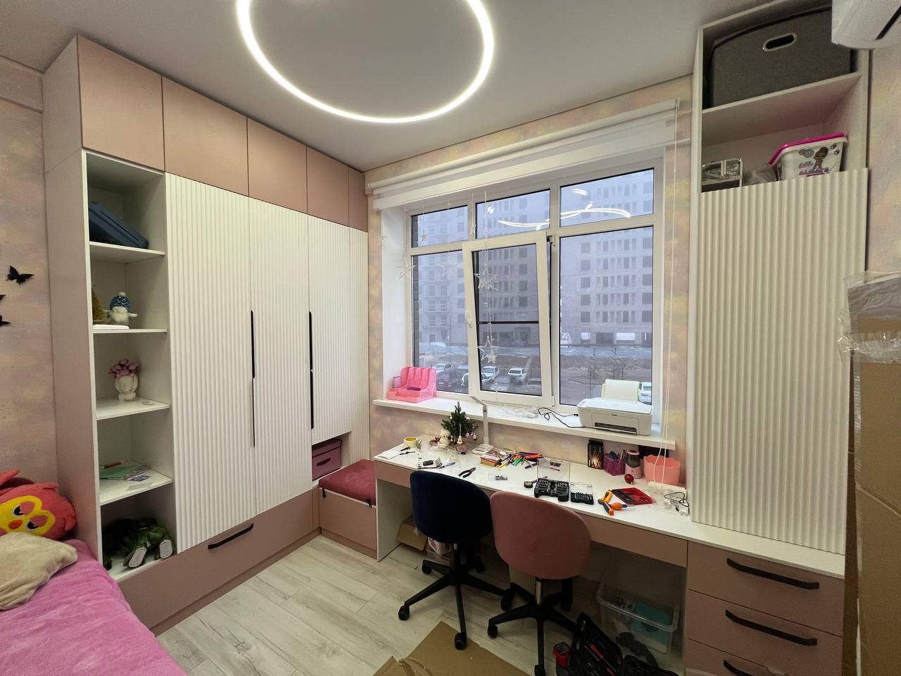 Детская мебель Розово-белая рифлёная